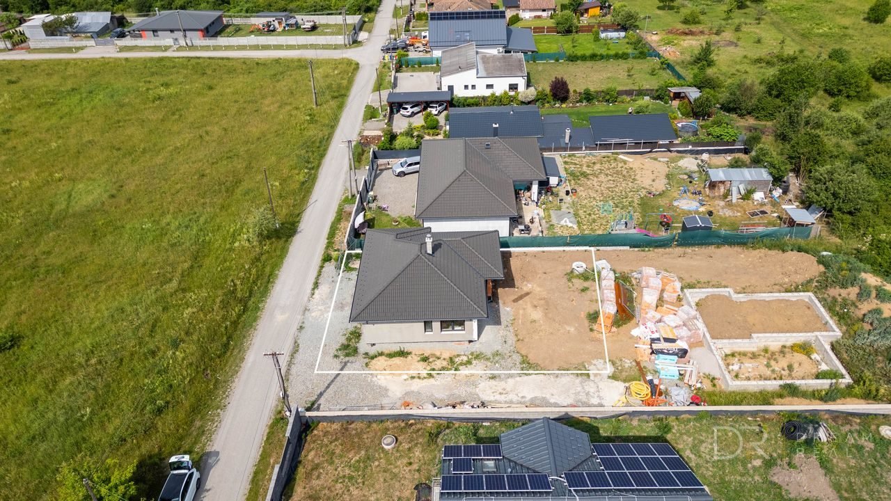 Novostavba 3-izbového domu s pozemkom 441 m² v Ďurkove – za cenu bytu v Košiciach